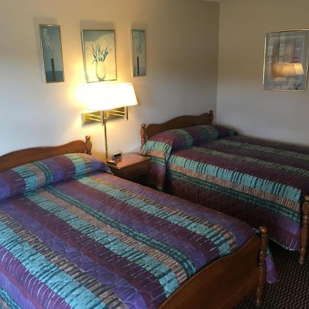 Catamount Motel Bennington Exterior photo